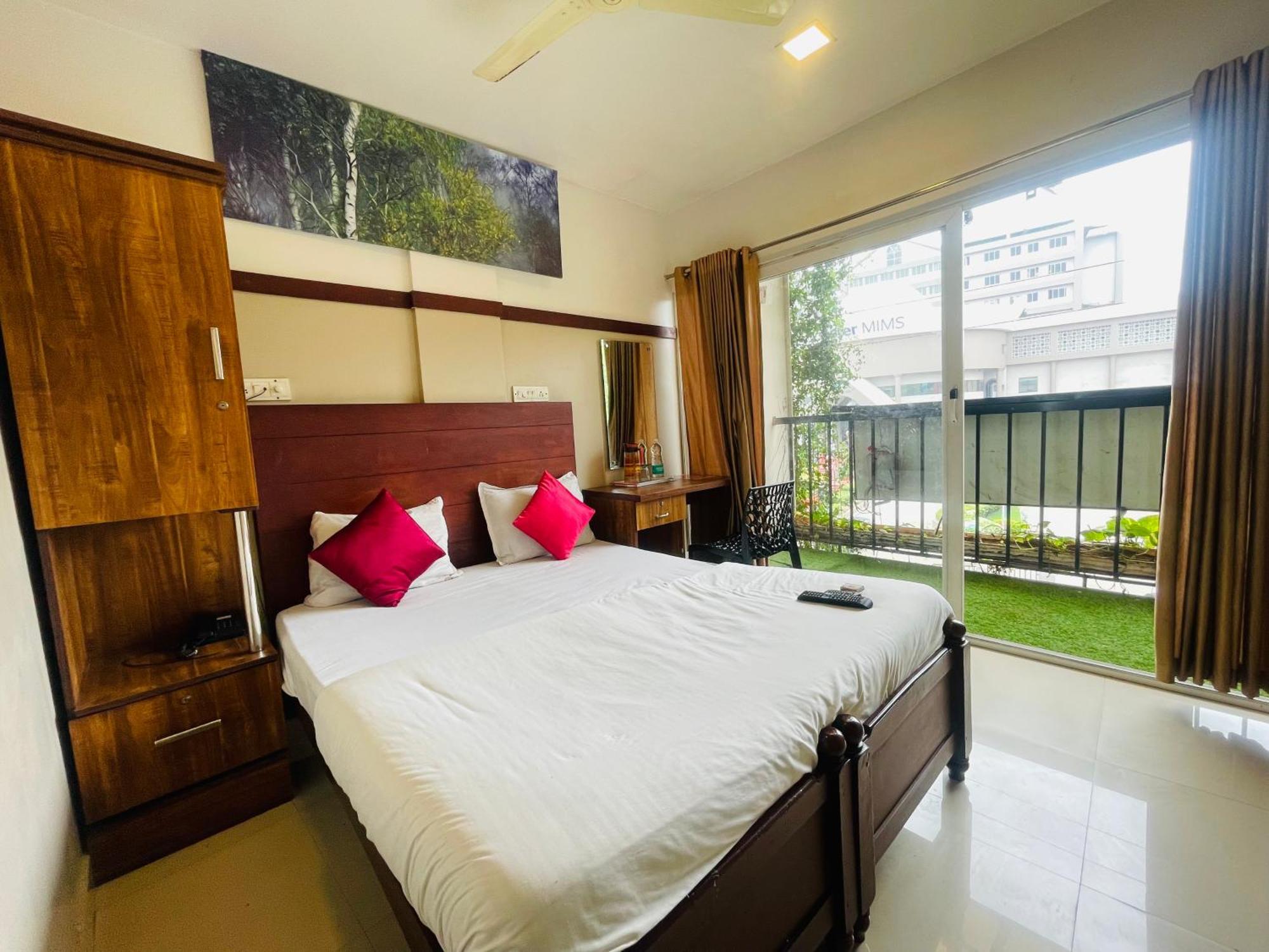 Rio Rooms Mims Calicut Exterior foto